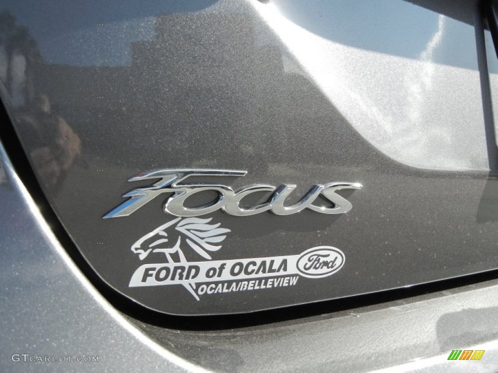 2012 Focus SE Sedan - Sterling Grey Metallic / Stone photo #4