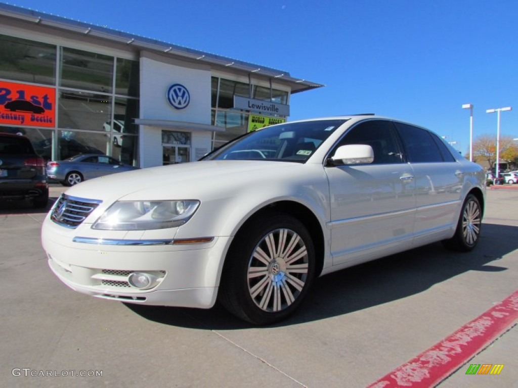 2005 Phaeton V8 4Motion Sedan - Campanella White / Anthracite photo #1