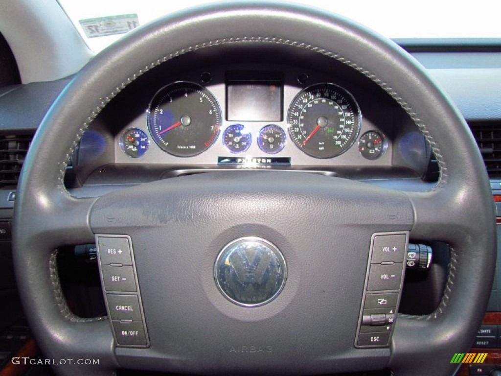 2005 Volkswagen Phaeton V8 4Motion Sedan Anthracite Steering Wheel Photo #56717003