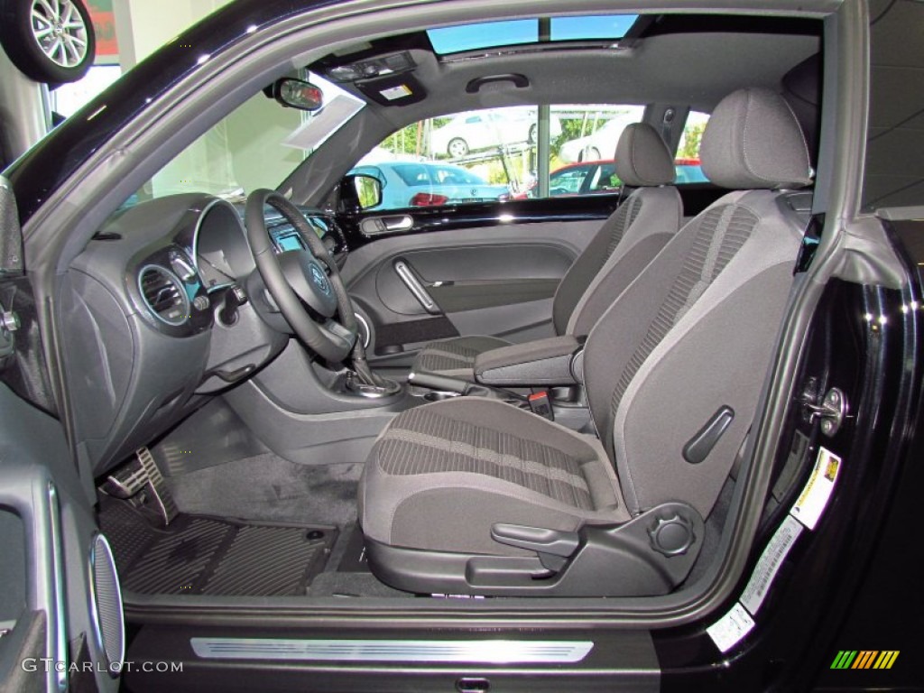 Titan Black Interior 2012 Volkswagen Beetle Turbo Photo #56717216