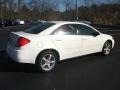 Ivory White - G6 V6 Sedan Photo No. 7