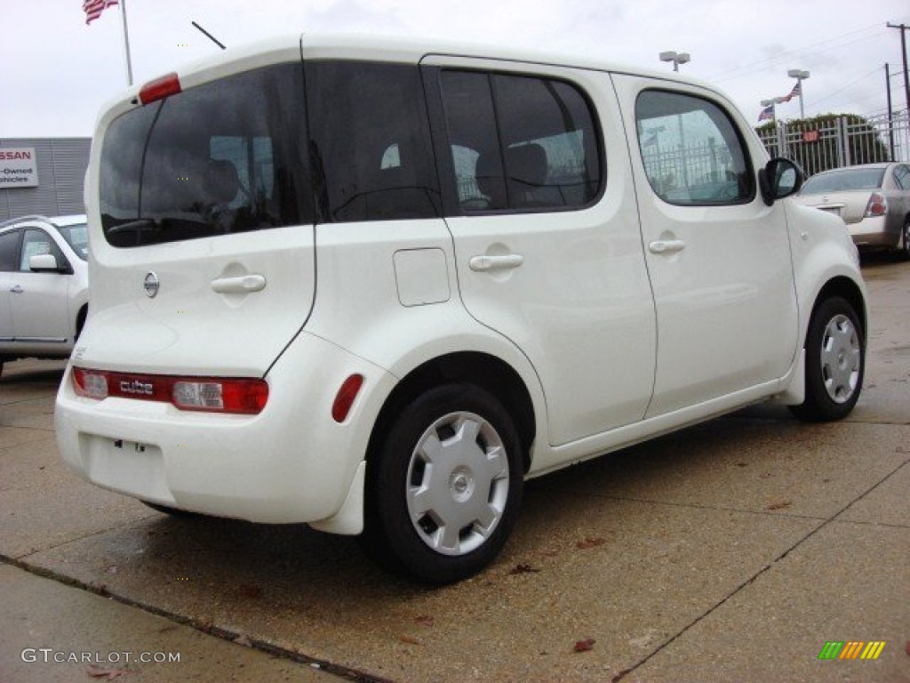 White Pearl 2010 Nissan Cube 1.8 S Exterior Photo #56718224