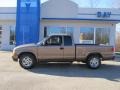 Sandalwood Metallic - S10 LS Extended Cab 4x4 Photo No. 2