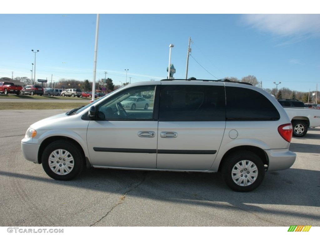 2006 Town & Country  - Bright Silver Metallic / Medium Slate Gray photo #2
