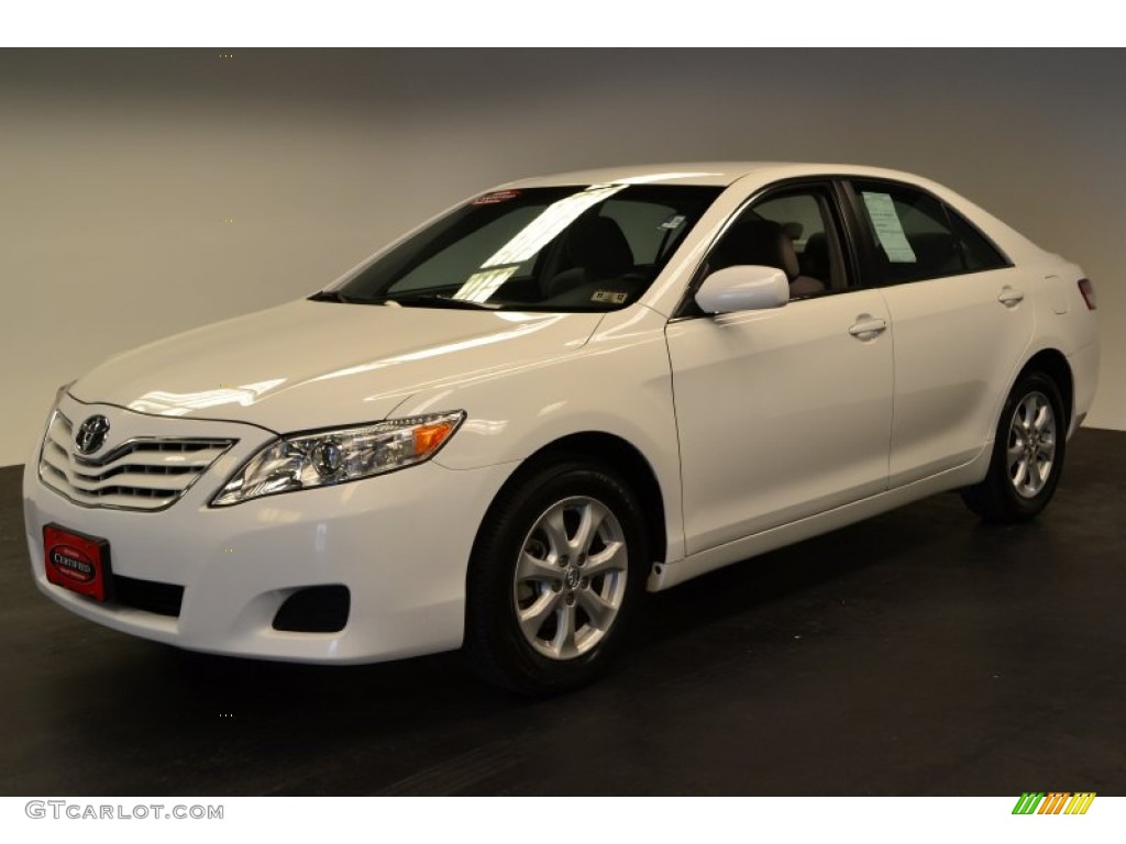 Super White 2011 Toyota Camry LE Exterior Photo #56720519