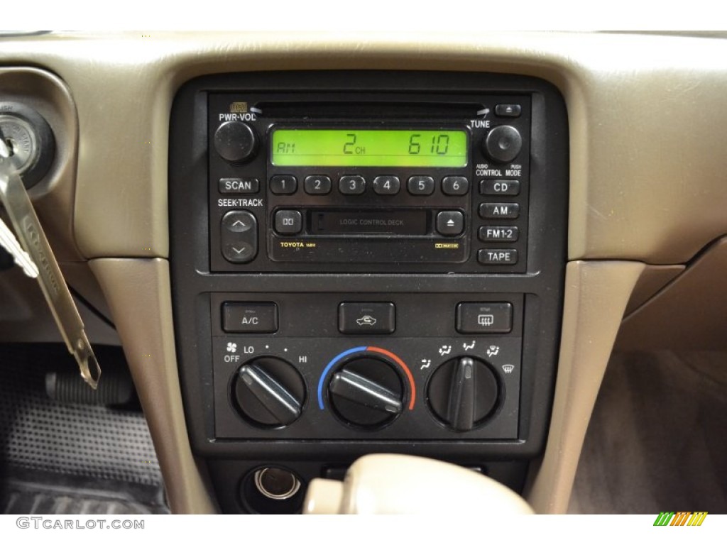 2001 Camry LE - Super White / Oak photo #9