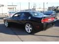 Brilliant Black Crystal Pearl - Challenger SRT8 Photo No. 4