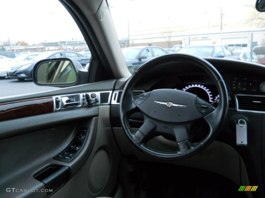 2004 Pacifica AWD - Onyx Green Pearl / Light Taupe photo #4