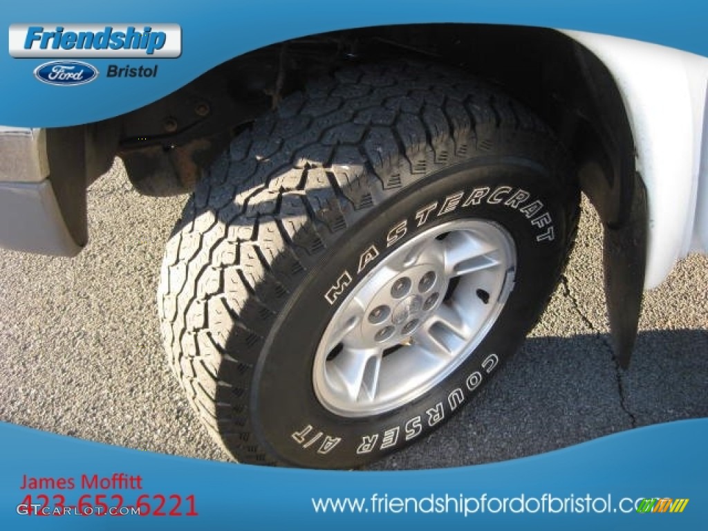 1999 Dakota SLT Extended Cab 4x4 - Bright White / Mist Gray photo #8