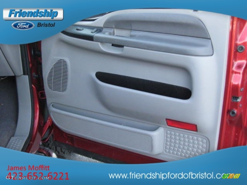 2001 F250 Super Duty XLT Regular Cab 4x4 - Toreador Red Metallic / Medium Graphite photo #15