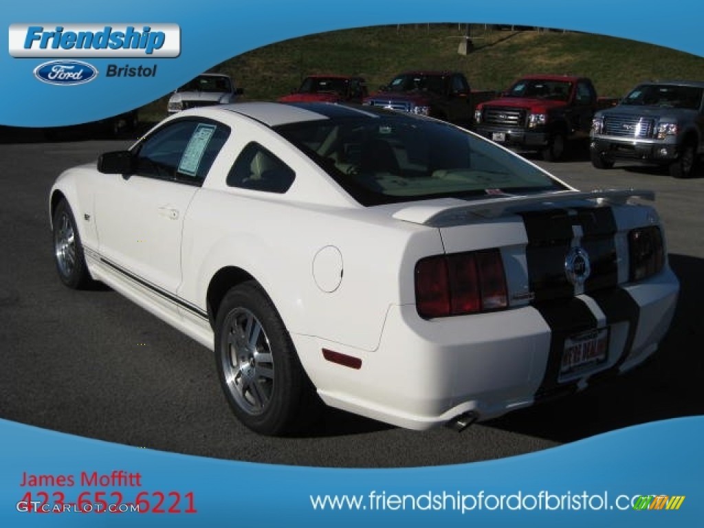 2006 Mustang GT Premium Coupe - Performance White / Light Parchment photo #8