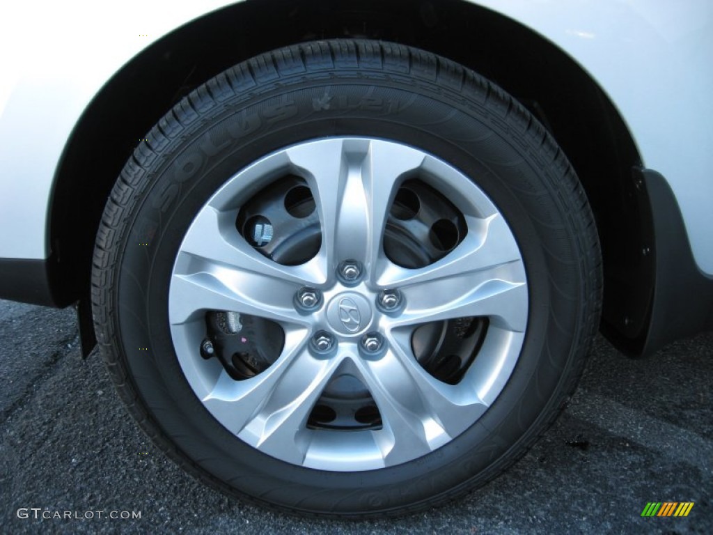 2012 Hyundai Tucson GL Wheel Photo #56726321