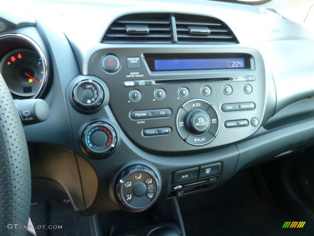 2012 Honda Fit Sport Controls Photo #56727566