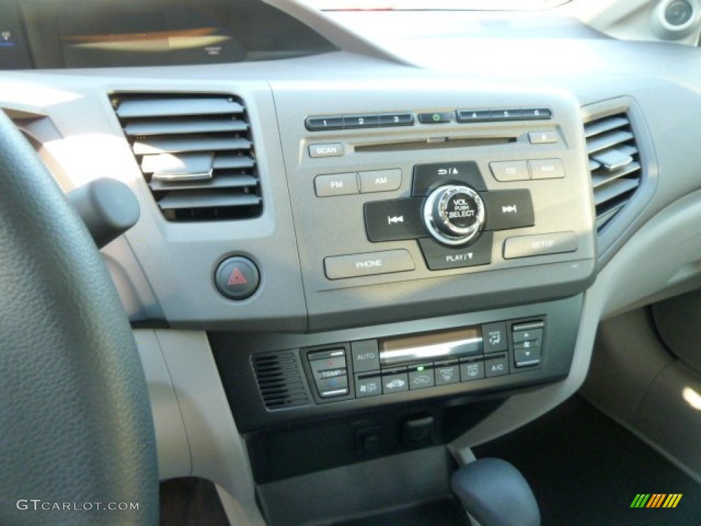 2012 Honda Civic Hybrid Sedan Controls Photo #56727749