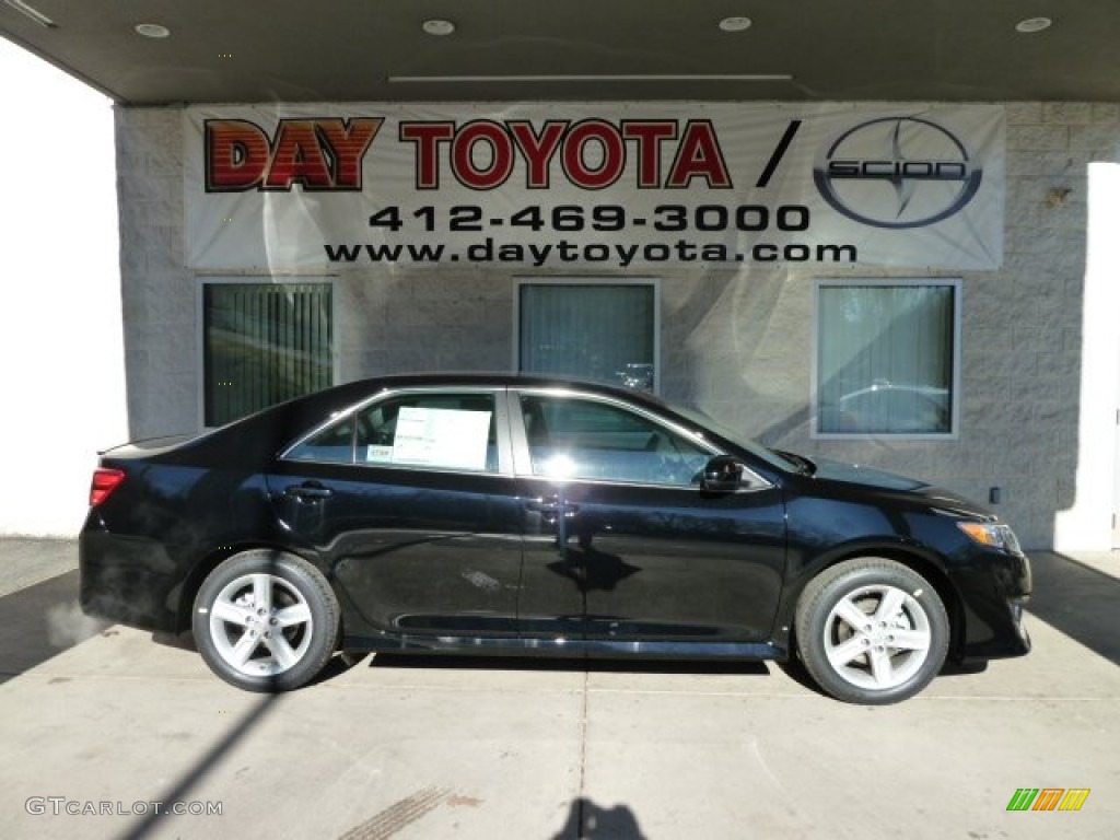 2012 Camry SE - Attitude Black Metallic / Black photo #1