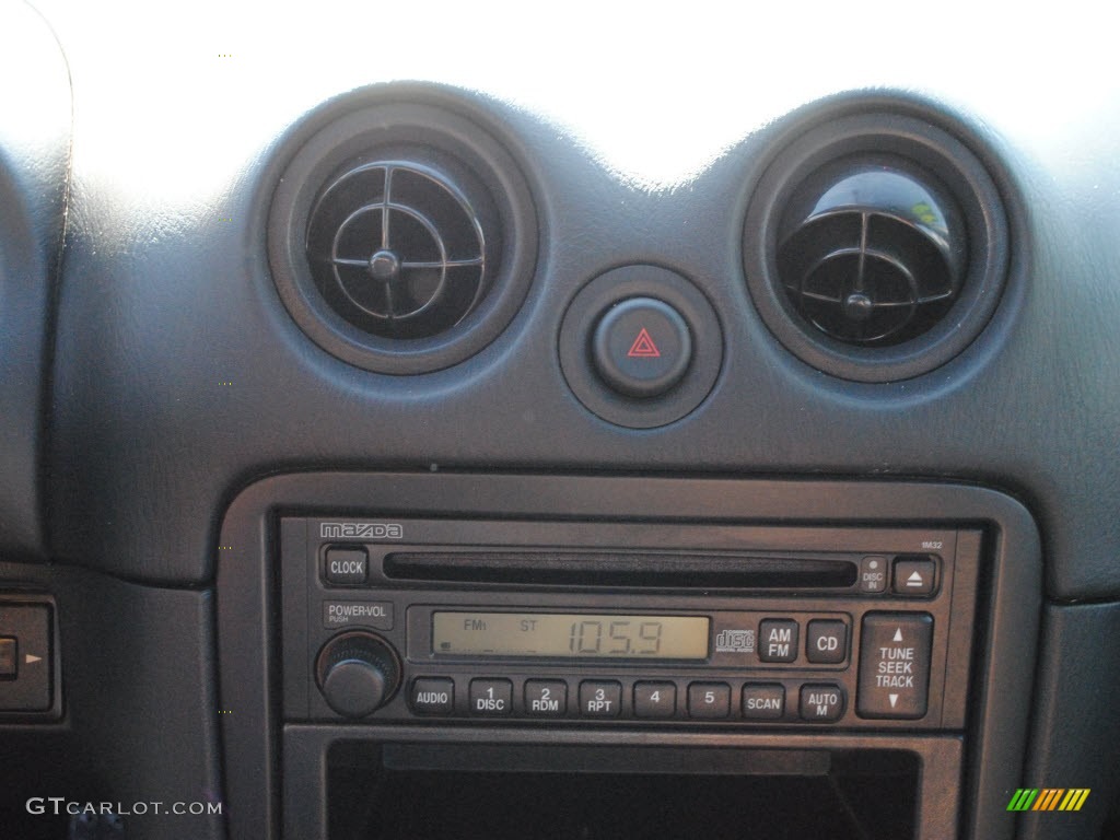 1999 Mazda MX-5 Miata Roadster Audio System Photo #56737298