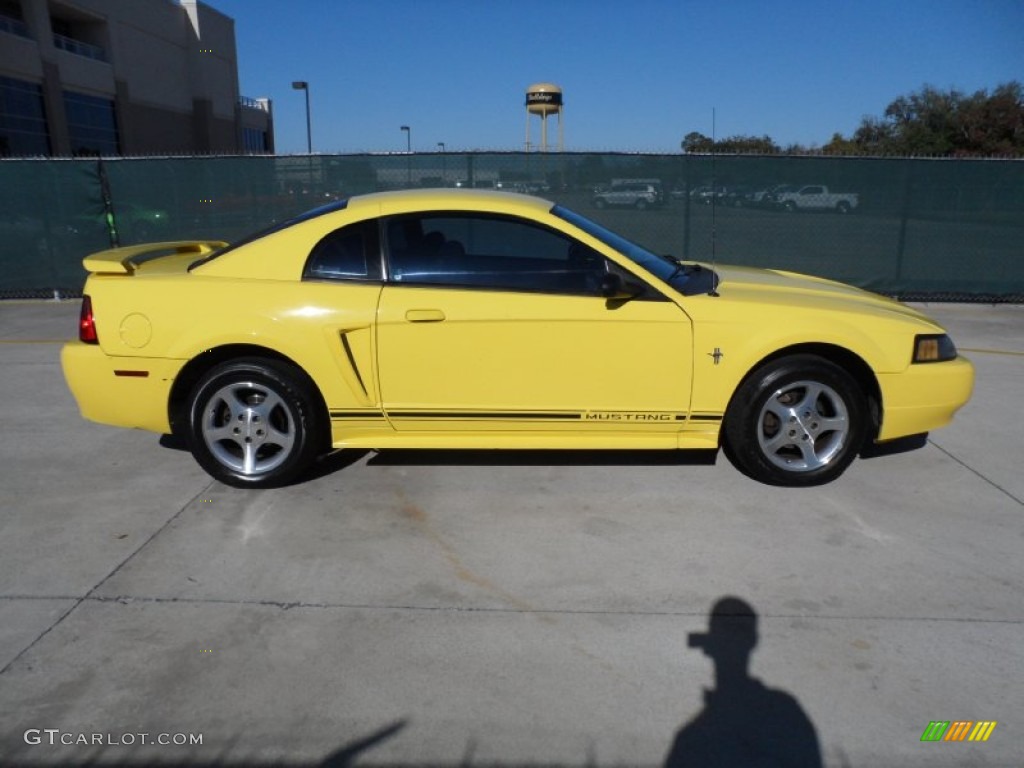 2001 Mustang V6 Coupe - Zinc Yellow Metallic / Dark Charcoal photo #2
