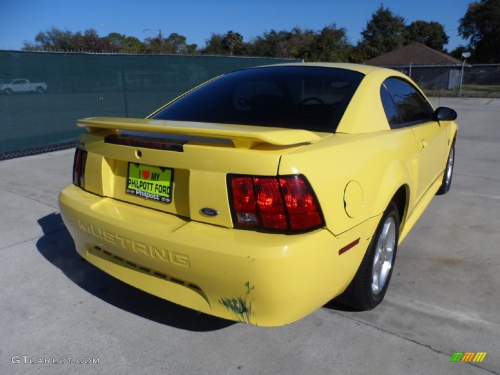 2001 Mustang V6 Coupe - Zinc Yellow Metallic / Dark Charcoal photo #3