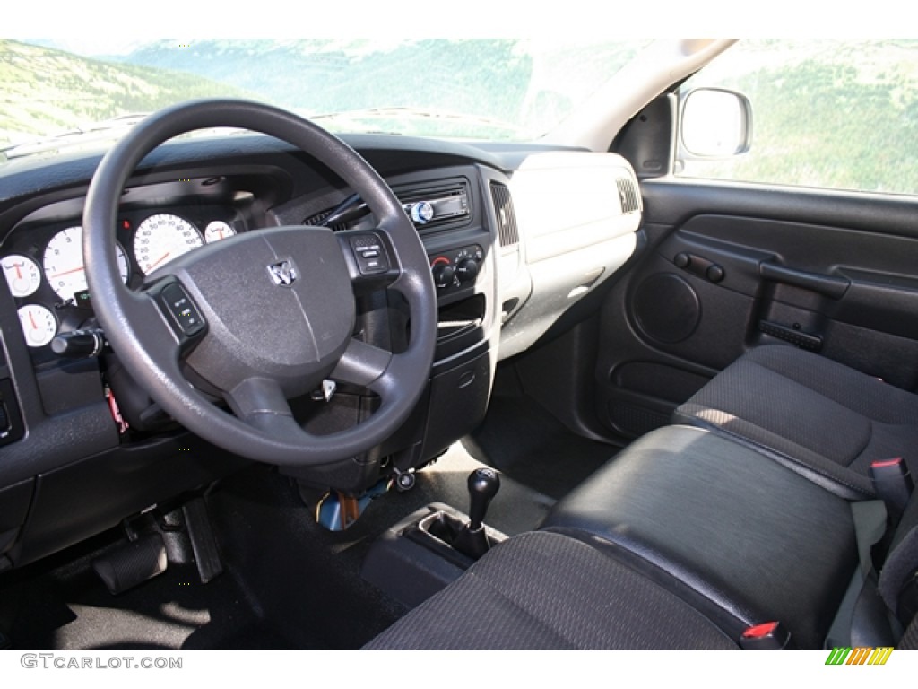 Dark Slate Gray Interior 2005 Dodge Ram 1500 SLT Quad Cab 4x4 Photo #56744673