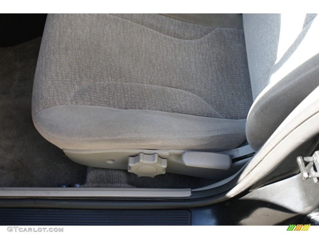 2002 S Series SL2 Sedan - Silver Blue / Gray photo #6