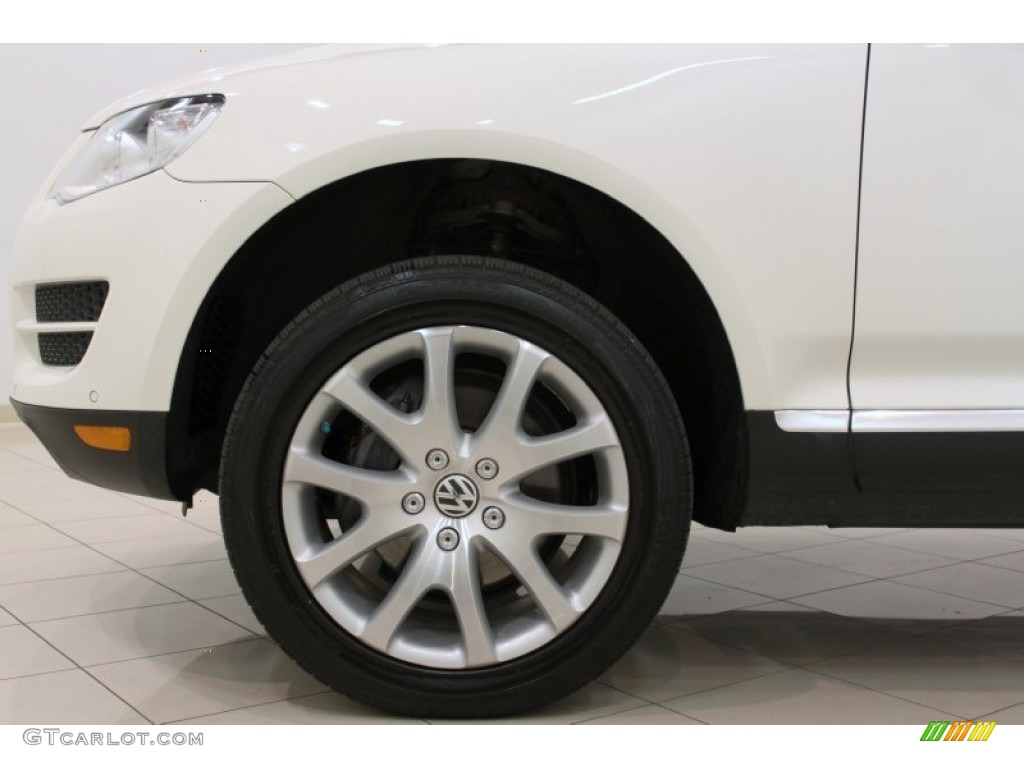 2010 Volkswagen Touareg TDI 4XMotion Wheel Photo #56747653