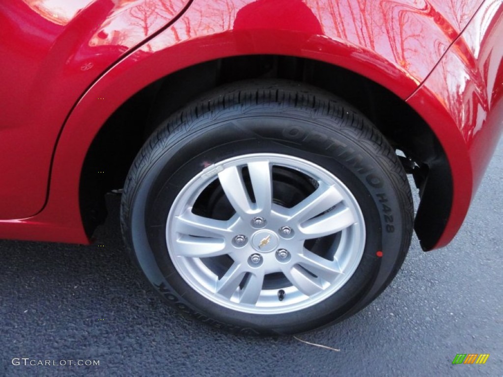 2012 Chevrolet Sonic LS Hatch Wheel Photo #56748303