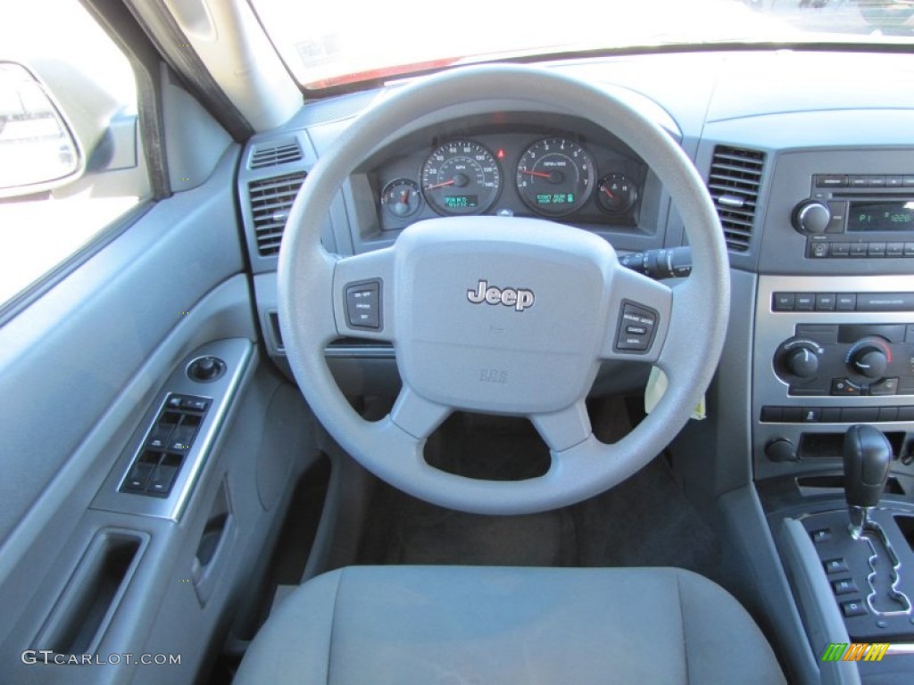 2006 Grand Cherokee Laredo - Inferno Red Crystal Pearl / Medium Slate Gray photo #21