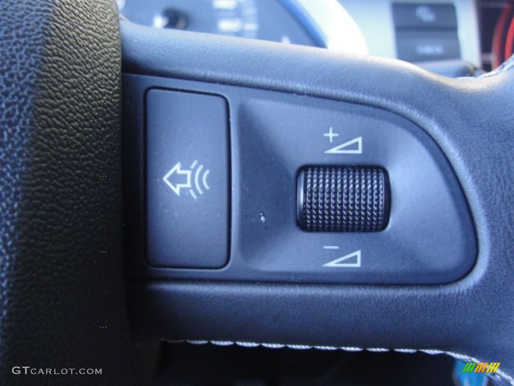 2007 Audi S6 5.2 quattro Sedan Controls Photo #56754777
