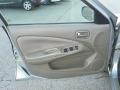 2004 Nissan Sentra Sage Interior Door Panel Photo