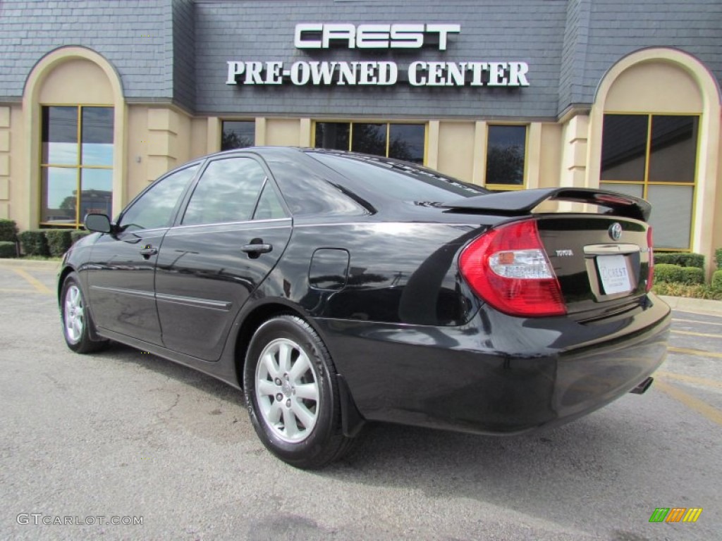 2004 Camry XLE V6 - Black / Taupe photo #2
