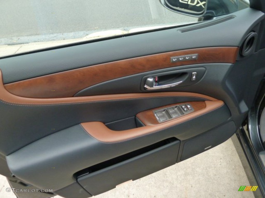 2011 Lexus LS 460 AWD Door Panel Photos
