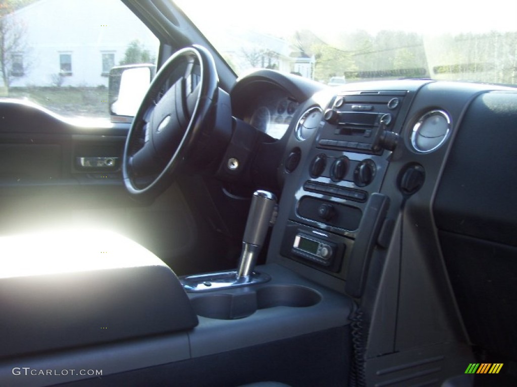 2004 F150 FX4 SuperCab 4x4 - Silver Metallic / Black photo #10