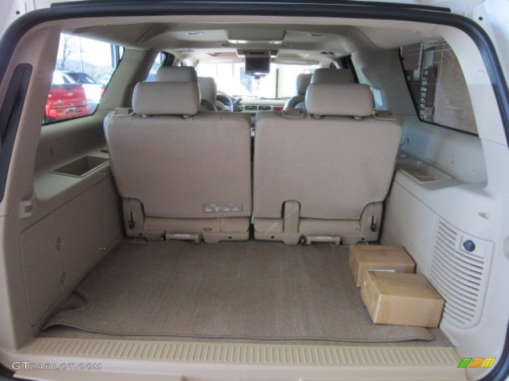2012 Chevrolet Suburban LTZ 4x4 Trunk Photo #56763528