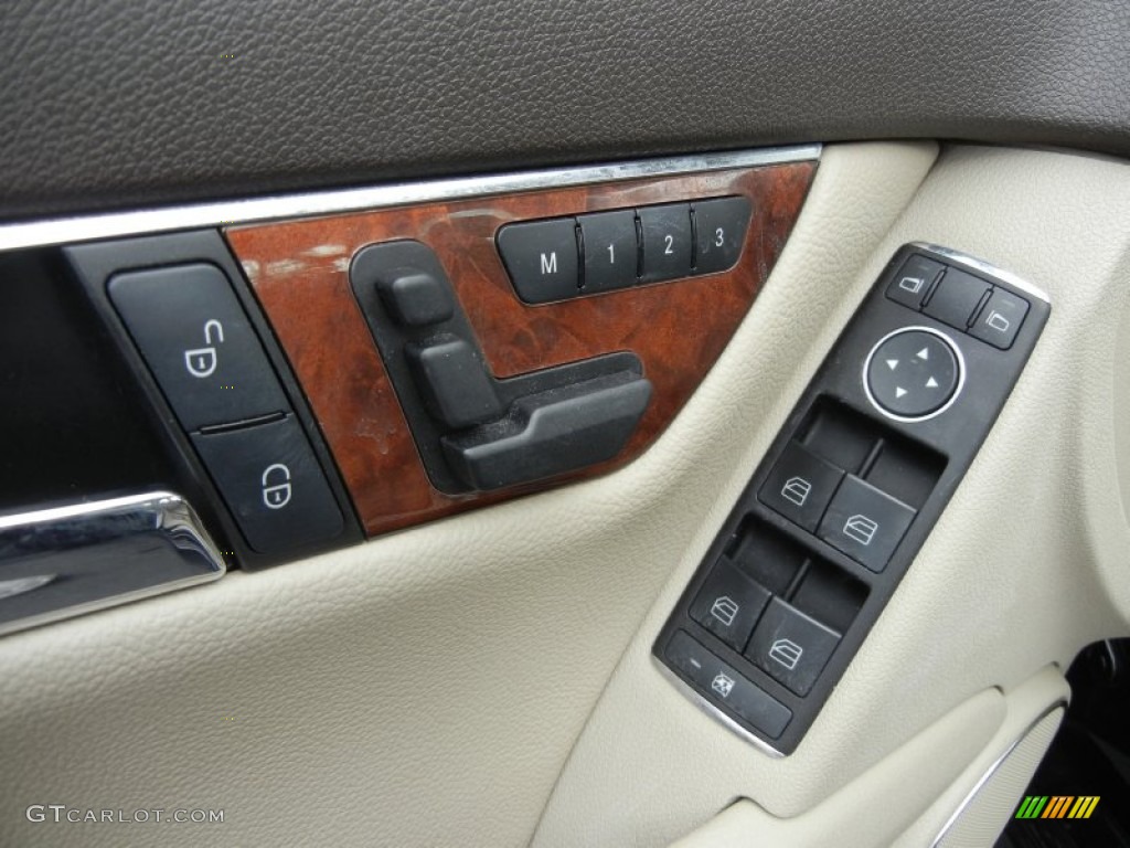 2010 Mercedes-Benz C 350 Sport Controls Photo #56765596