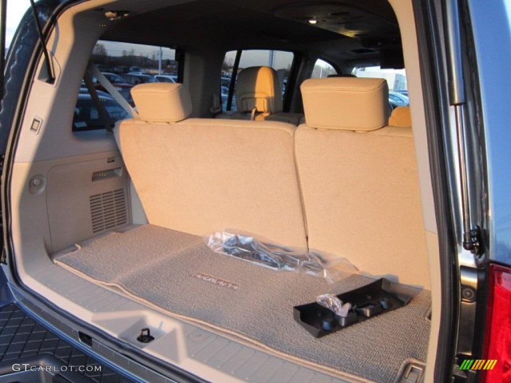 2012 Nissan Armada SL 4WD Trunk Photos