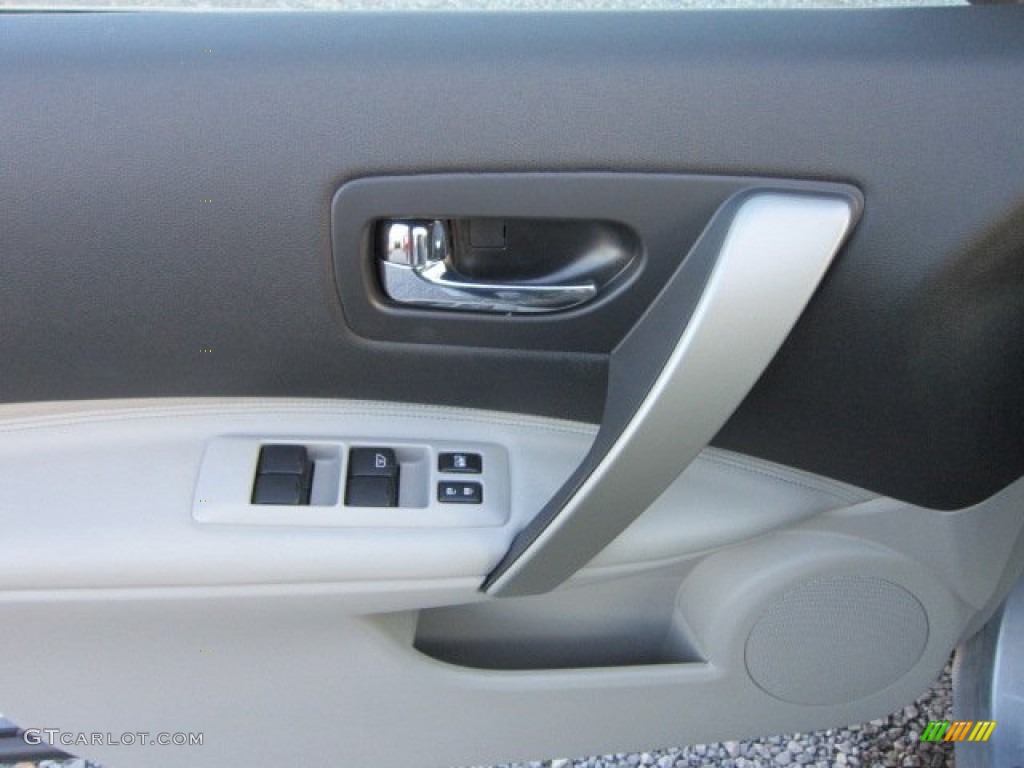 2012 Rogue SV AWD - Frosted Steel / Gray photo #16