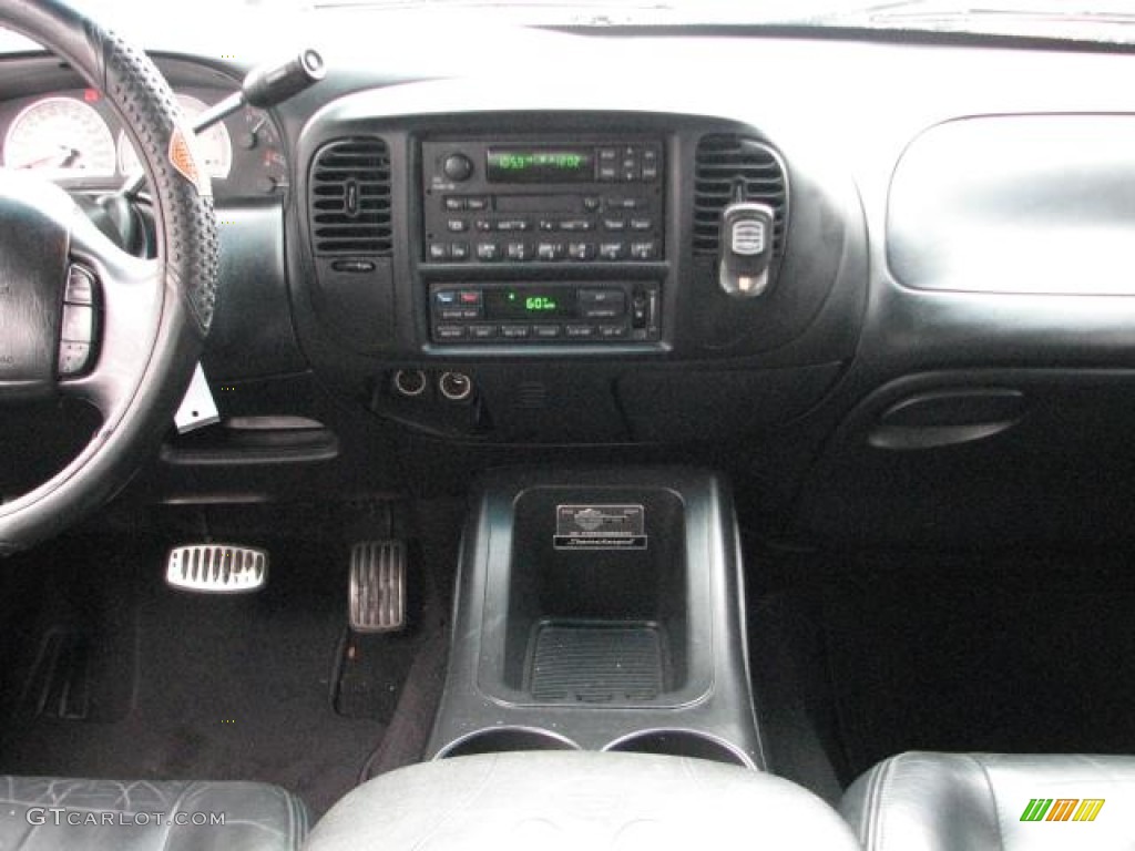 2002 Ford F150 Harley-Davidson SuperCrew Controls Photo #56769894