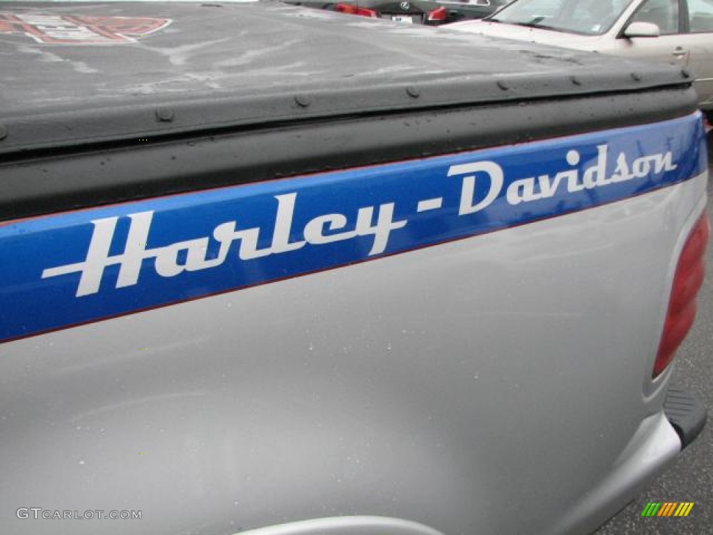 2002 Ford F150 Harley-Davidson SuperCrew Marks and Logos Photo #56769927