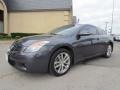 Front 3/4 View of 2009 Altima 3.5 SE Coupe