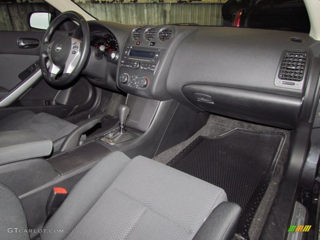 2009 Nissan Altima 3.5 SE Coupe Charcoal Dashboard Photo #56770791