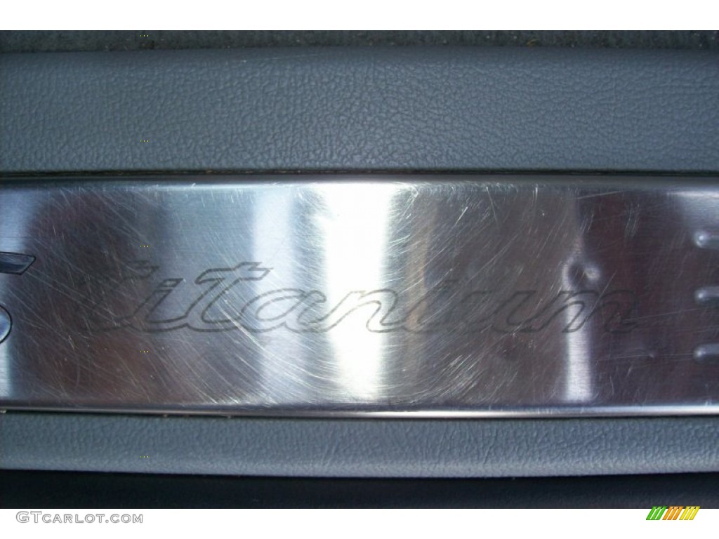 2006 Porsche Cayenne S Titanium Marks and Logos Photo #56771718