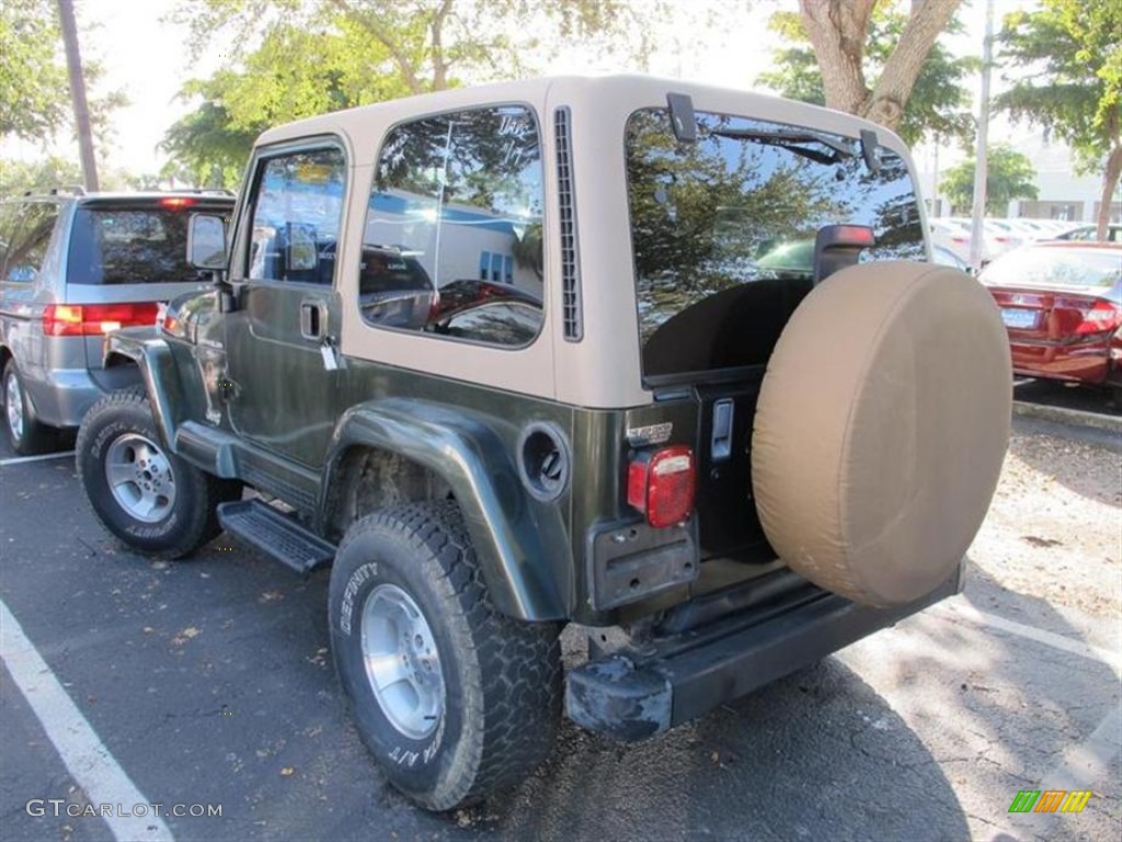 1998 Wrangler Sahara 4x4 - Moss Green Pearl / Gray photo #3