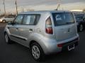 2010 Bright Silver Kia Soul 1.6  photo #13