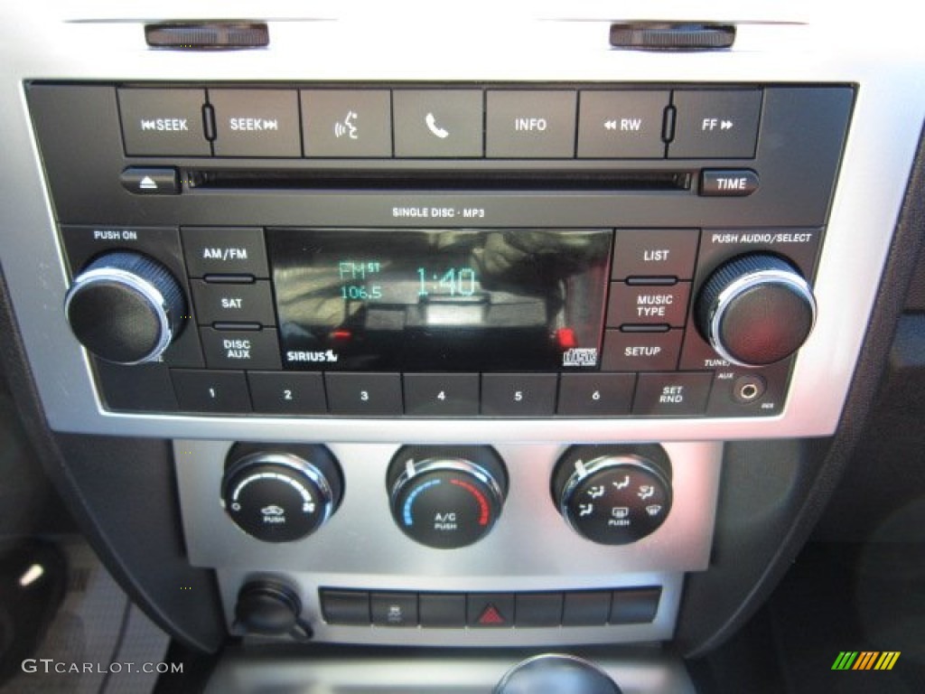 2011 Dodge Nitro Detonator 4x4 Audio System Photos