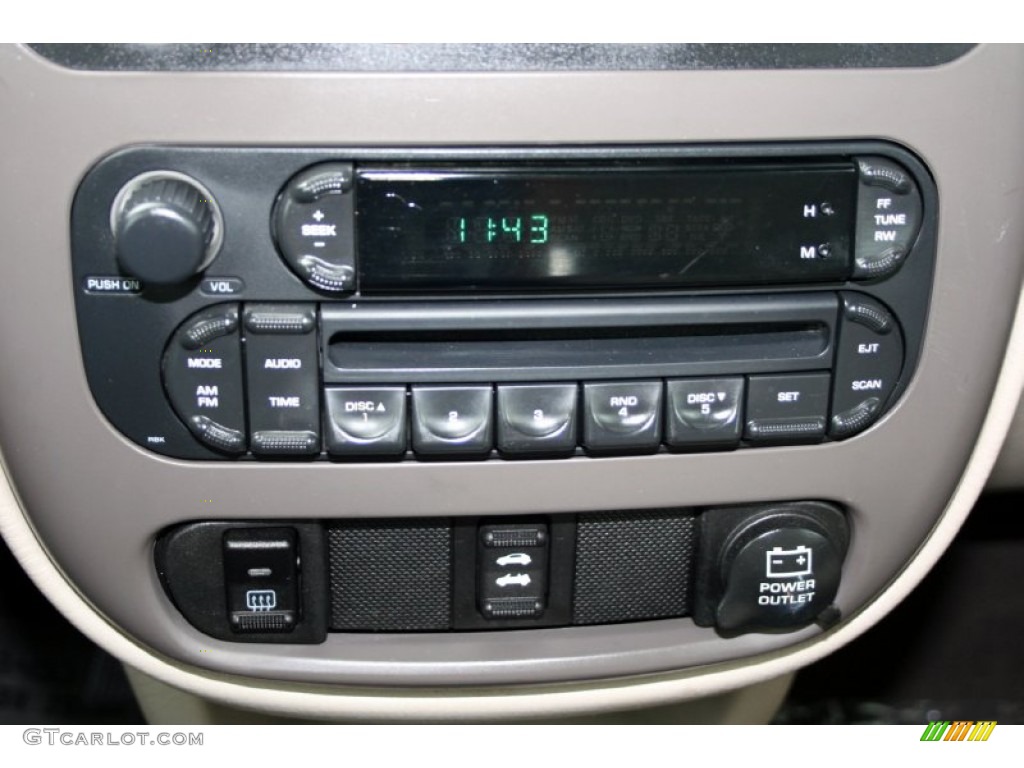 2005 Chrysler PT Cruiser Touring Turbo Convertible Audio System Photo #56778558