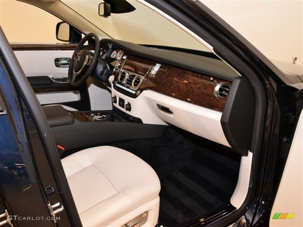 Creme Light Interior 2011 Rolls-Royce Ghost Standard Ghost Model Photo #56779068