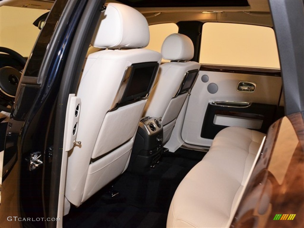 Creme Light Interior 2011 Rolls-Royce Ghost Standard Ghost Model Photo #56779092