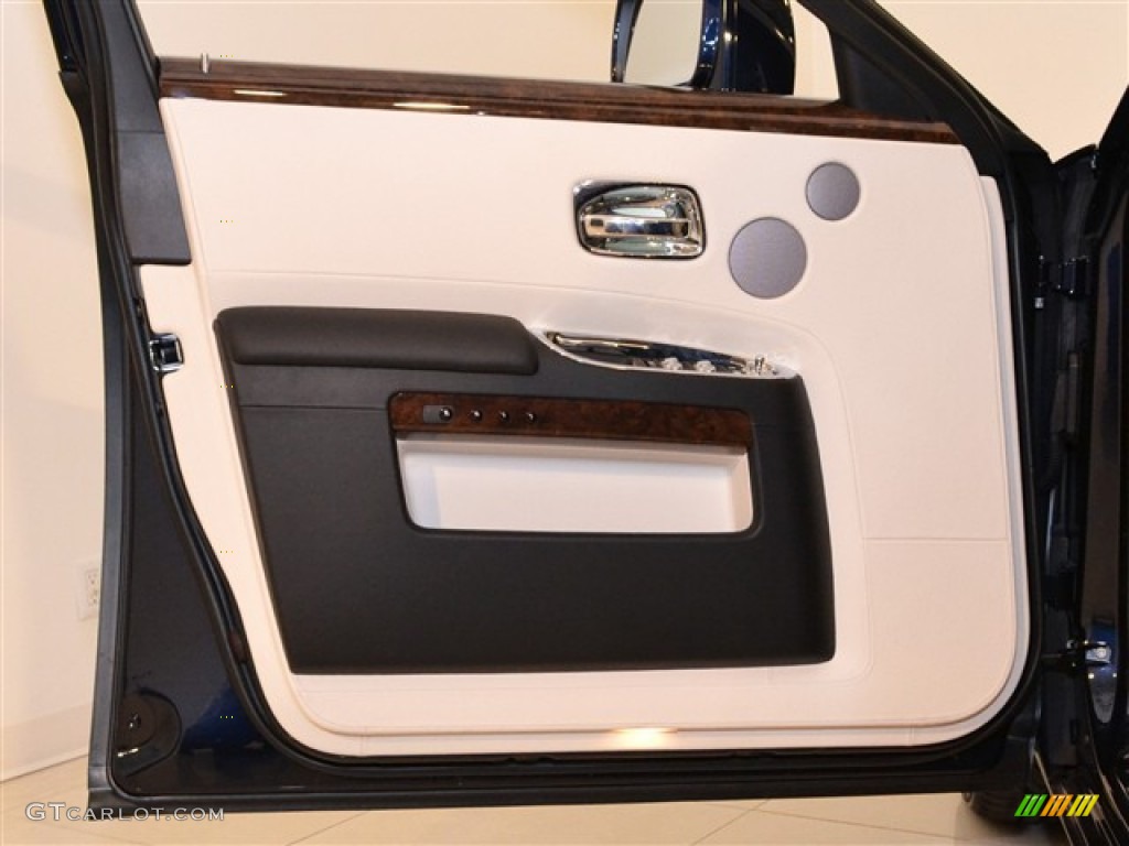 2011 Rolls-Royce Ghost Standard Ghost Model Creme Light Door Panel Photo #56779107