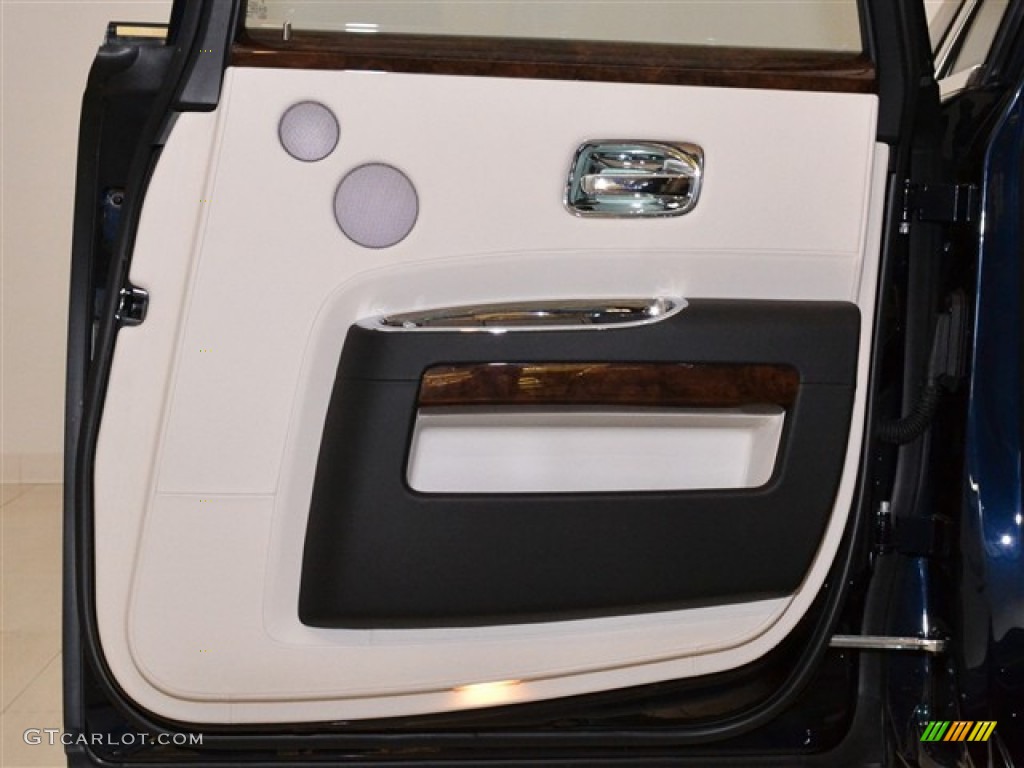 2011 Rolls-Royce Ghost Standard Ghost Model Creme Light Door Panel Photo #56779119