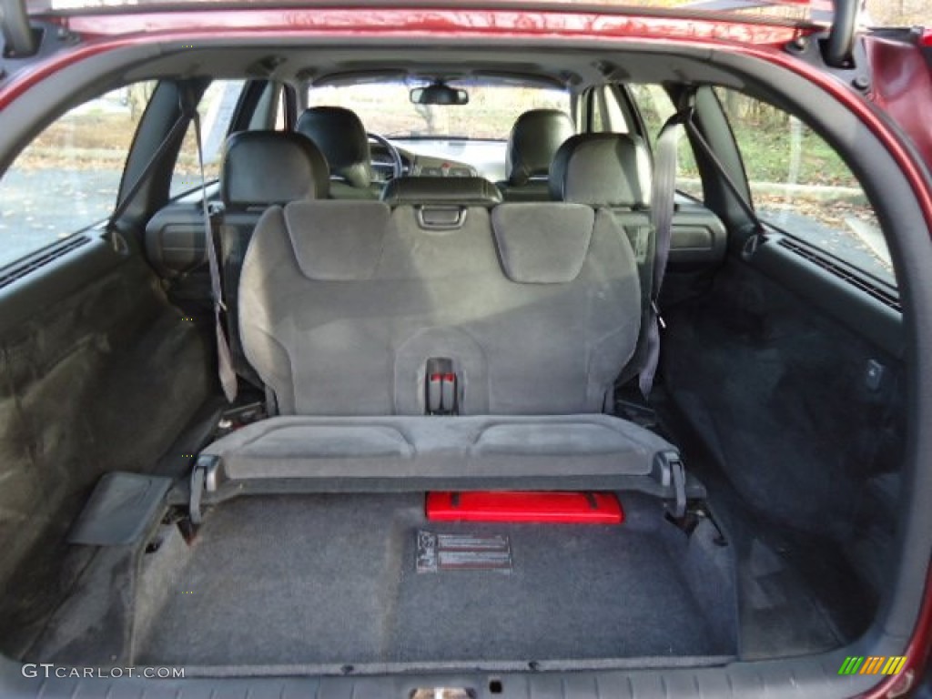 2001 Volvo V70 T5 Trunk Photo #56781157